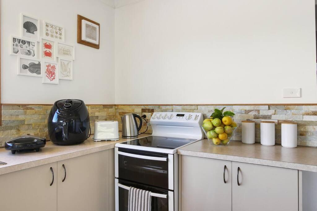 Fairview Lakeside Cottage Метунг Экстерьер фото